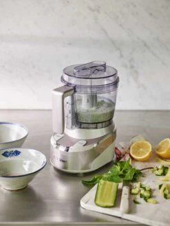 Cuisinart Mini Foodprocessor Cordless - RMC100E - 350 W - Draadloos - Frosted Pearl - 900 Ml 8 Cuisinart Mini Foodprocessor Cordless - RMC100E - 350 W - Draadloos - Frosted Pearl - 900 Ml -Thuiskeuken 3030050167269 10