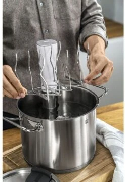 Zwilling Verstelbaar Sous Vide Rek Enfinigy - 15 Tot 47 Cm 15 Zwilling Verstelbaar Sous Vide Rek Enfinigy - 15 Tot 47 Cm -Thuiskeuken 4009839643897 4