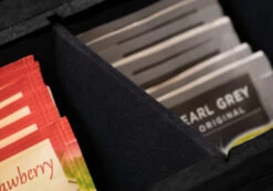 Sakura Tea Theedoos - Zwart - 6-vaks - Met Fluweel - 43 X 9 Cm -Thuiskeuken 5 detail 6 lang zwart 1