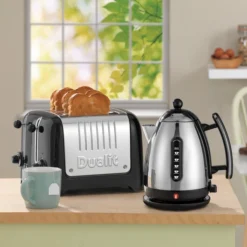 Dualit Broodrooster Lite - 4 Sleuven - Black - D46225 -Thuiskeuken 85957 lite jug kettle4 toaster 4 slot black lifestyle web