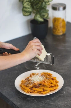 Sareva Raspen (grof - Medium - Fijn) - 14 Cm - 3 Stuks 12 Sareva Raspen (grof - Medium - Fijn) - 14 Cm - 3 Stuks -Thuiskeuken Item 4 5