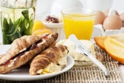 Laguiole Style De Vie Botermessen Parelmoer - 4 Stuks -Thuiskeuken Laguiole botermes parelmoer gr 1