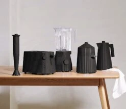 Alessi Blender Plissé - 5 Snelheden + Turbostand - Zwart - Michele De Lucchi - 1.5 Liter - MDL09 B -Thuiskeuken Plisse MDL06 07 08 09 10 B A4 3500pxl 2