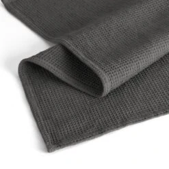 Walra Keukenhanddoek Cubes Uni Off Black 50 X 70 Cm -Thuiskeuken WALRA KT DRYWITHCUBESUNI 50X70 OFFBLACK PS 2 scaled 1