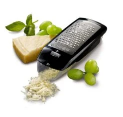 Boska Rasp Easy Grater 9 Boska Rasp Easy Grater -Thuiskeuken Web 853801 EXPLORE easy grater GOUDA 3 2400x5B15D