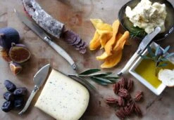 Laguiole Style De Vie Kaasmessen Parelmoer 3-Delig -Thuiskeuken kaasmes steakmes botermes parelmoer 1