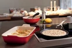 Le Creuset Pannenkoekenpan Les Forgées TNS - ø 24 Cm - Standaard Anti-aanbaklaag -Thuiskeuken le creuset pannenkoekenpan sfeer 1