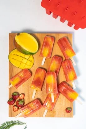 Sareva IJsjesmaker Voor 10 Ijsjes - Rood - Siliconen + 150 Houten IJsstokjes 4 Sareva IJsjesmaker Voor 10 Ijsjes - Rood - Siliconen + 150 Houten IJsstokjes - Afbeelding 2